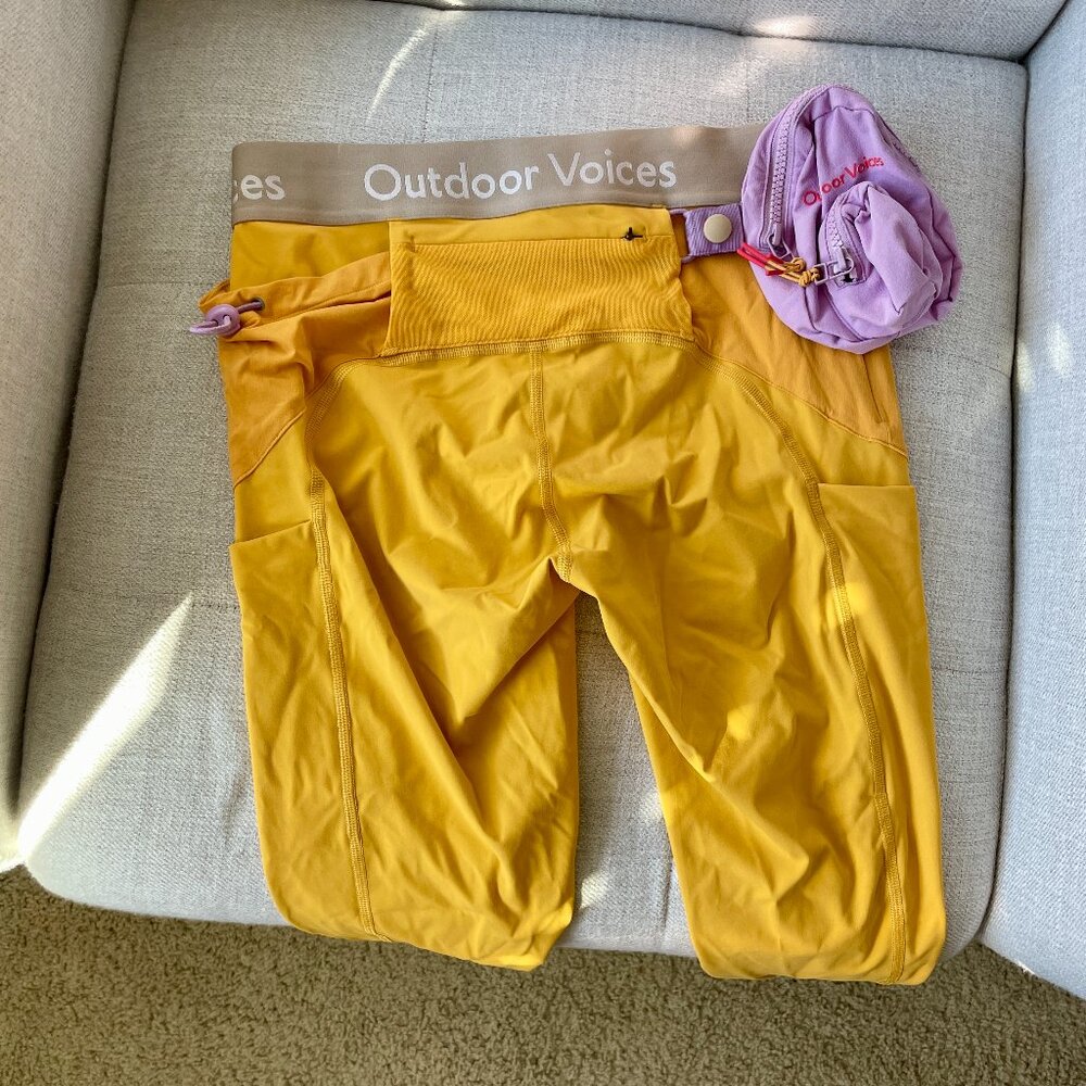 Brand new Outdoor Voices Snacks 7/8 Legging in Cider Size M